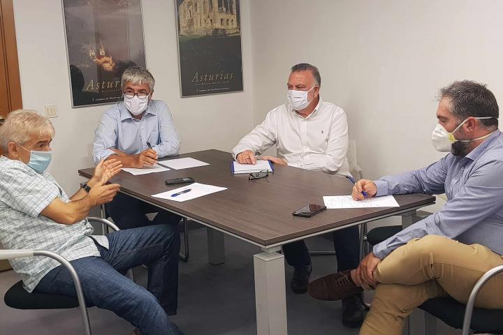 El Gobierno del Principado y READER trabajarán conjuntamente para impulsar los sistemas agroalimentarios locales El Gobierno del Principado y READER trabajarán conjuntamente para impulsar los sistemas agroalimentarios locales