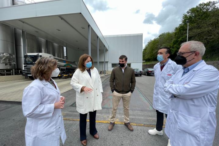 El Principado destina 700.000 euros a Quesería Lafuente en cinco años para modernizar equipos y adecuar instalaciones El Principado destina 700.000 euros a Quesería Lafuente en cinco años para modernizar equipos y adecuar instalaciones
