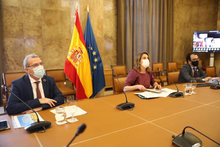 Teresa Ribera traslada a las CCAA las primeras líneas de acción del Plan de 130 Medidas frente al Reto Demográfico Teresa Ribera traslada a las CCAA las primeras líneas de acción del Plan de 130 Medidas frente al Reto Demográfico