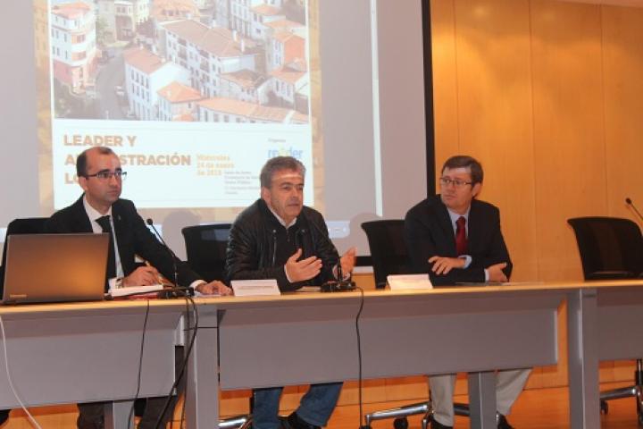 Belarmino F. Fervienza: "La despoblación se combate con la diversificación económica rural" Belarmino F. Fervienza: "La despoblación se combate con la diversificación económica rural"