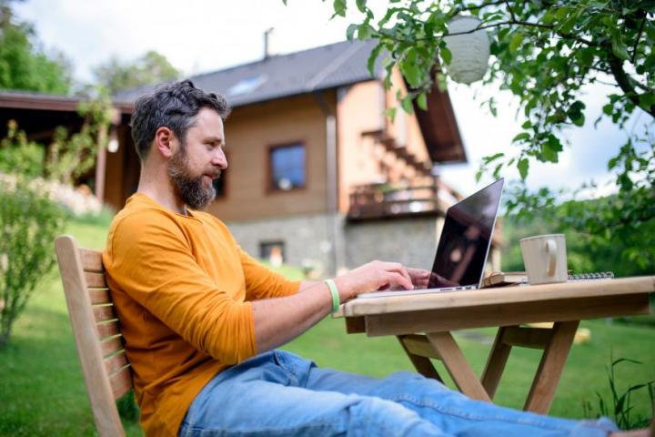 Los núcleos rurales, nueva sede de la innovación: que está haciendo la España vaciada para subirse a la ola de la digitalización Los núcleos rurales, nueva sede de la innovación: que está haciendo la España vaciada para subirse a la ola de la digitalización