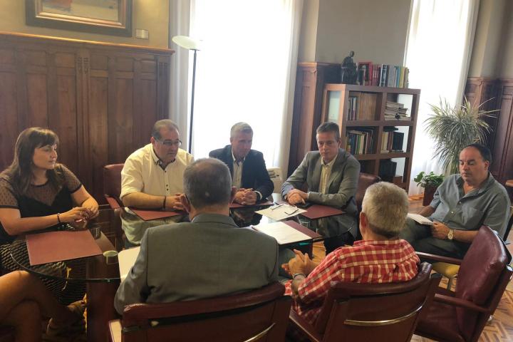READER presenta en la Junta del Principado a Candás como Capital Rural Europea 2019 READER presenta en la Junta del Principado a Candás como Capital Rural Europea 2019