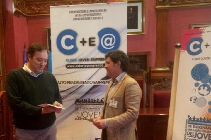 Villaviciosa celebra, los días 7 y 14 de septiembre, una jornada sobre ayudas al emprendimiento rural dirigida a jóvenes Villaviciosa celebra, los días 7 y 14 de septiembre, una jornada sobre ayudas al emprendimiento rural dirigida a jóvenes