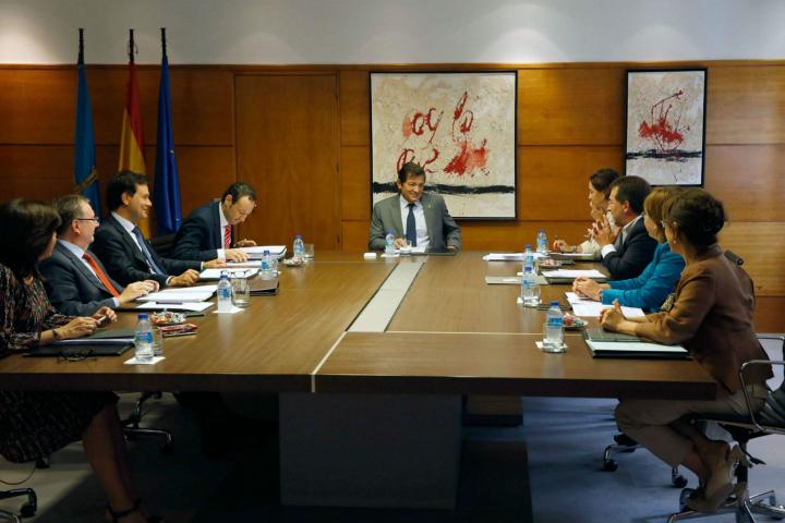 El Principado de Asturias destina 10.2 millones de euros para las ayudas LEADER del año 2016 El Principado de Asturias destina 10.2 millones de euros para las ayudas LEADER del año 2016