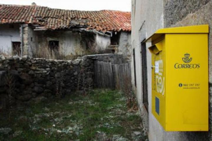 Correos comienza la digitalización de toda su red de atención al público en zonas rurales Correos comienza la digitalización de toda su red de atención al público en zonas rurales