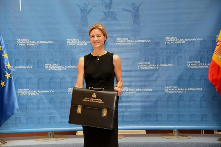 Isabel García Tejerina repite al frente de Agricultura, Alimentación y Medio Ambiente en el nuevo Gobierno de Mariano Rajoy Isabel García Tejerina repite al frente de Agricultura, Alimentación y Medio Ambiente en el nuevo Gobierno de Mariano Rajoy